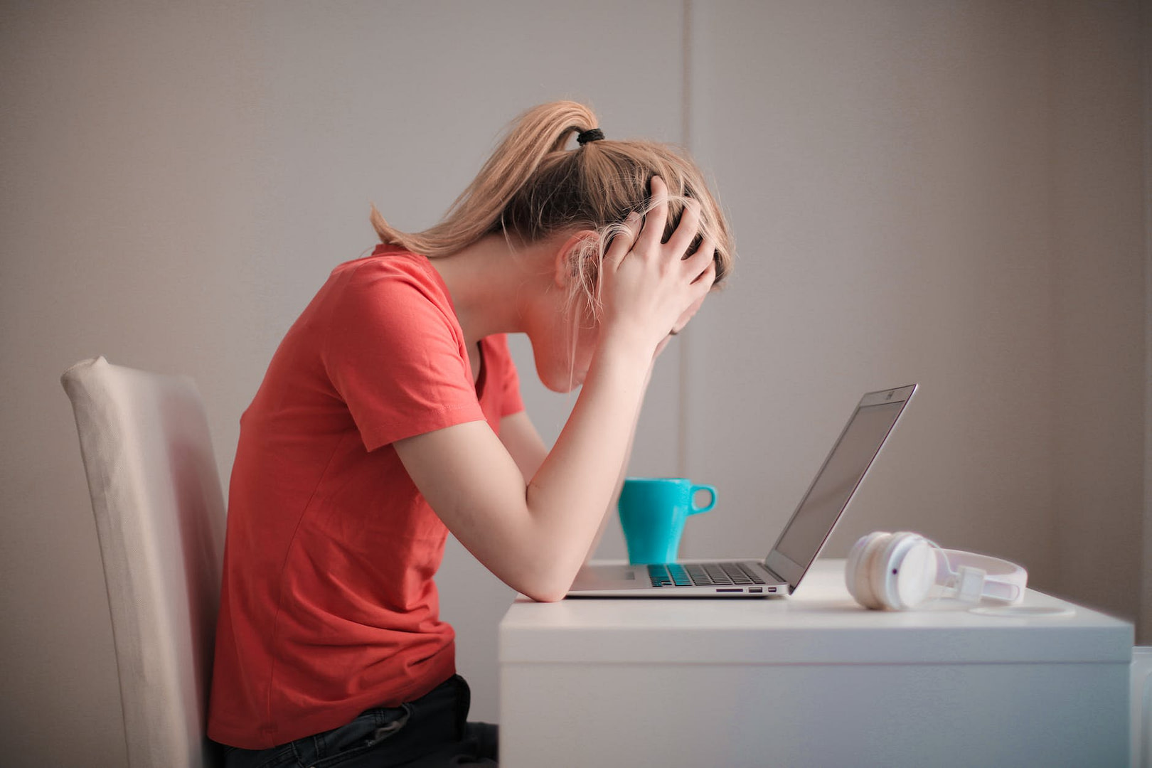 3 Reasons Why Starting a New Product Manager Job is So Stressful (And How to Fix It)